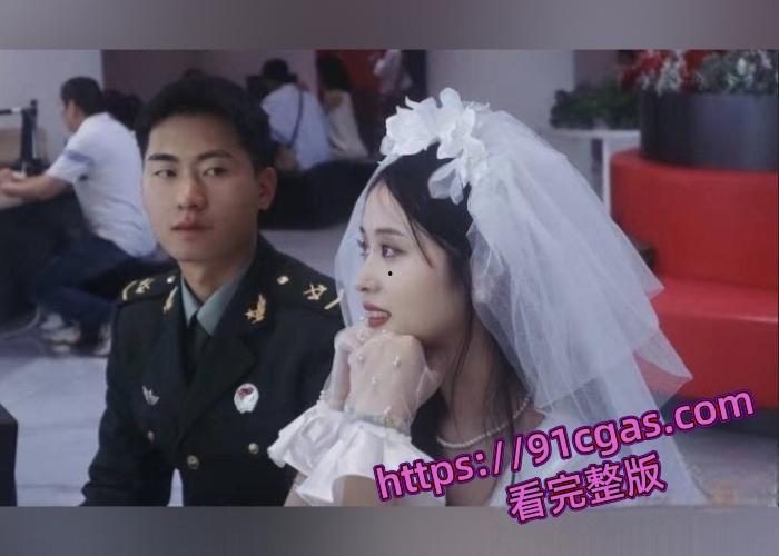 四川一名士官军嫂被曝出轨对象竟是自己的亲姐夫 家属现场抓奸视频曝光!-8