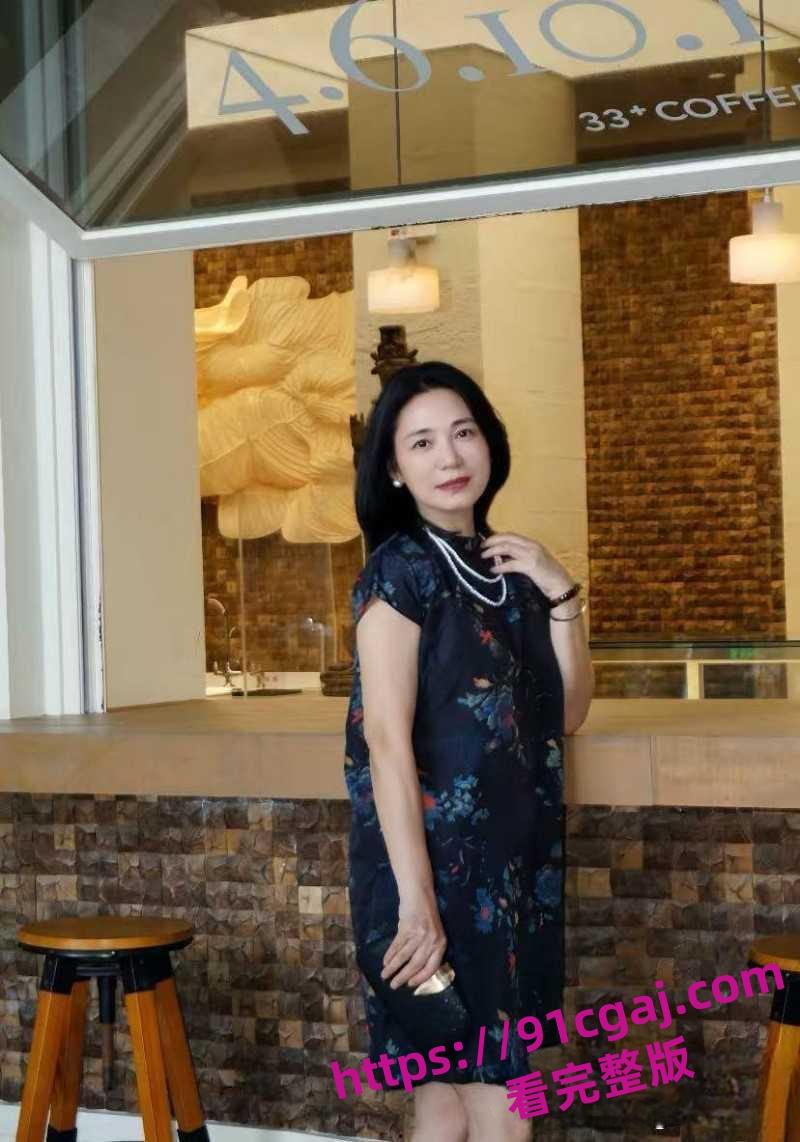 善良的小嫂子瑜伽裤搭配性感白丝白袜 后入狂顶嫂子湿滑敏感宫腔!-8