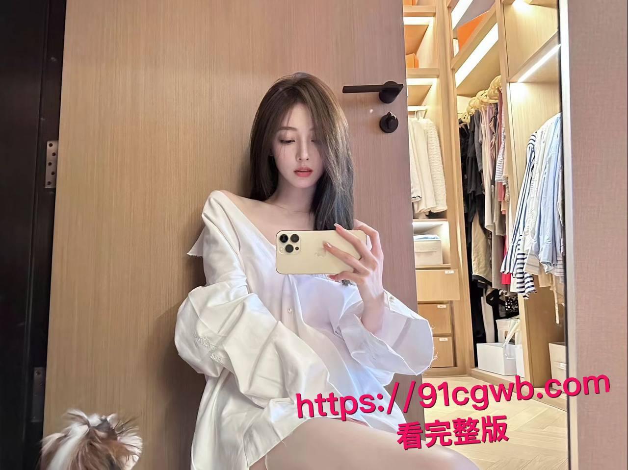 独家爆料!珠海斗门区李嘉颖反差婊属性全开,男友家中激情口交操逼内射,高潮淫叫浪到骨子里!-11