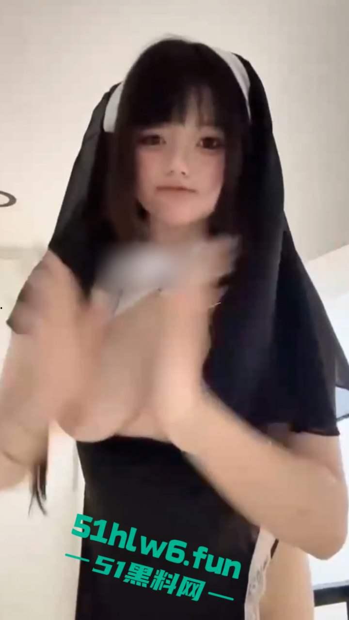 四川绵阳19岁大奶母狗【黄涵妤】献身金主受网调,人美啵大不惧羞涩怼脸出镜只为刺激!-3