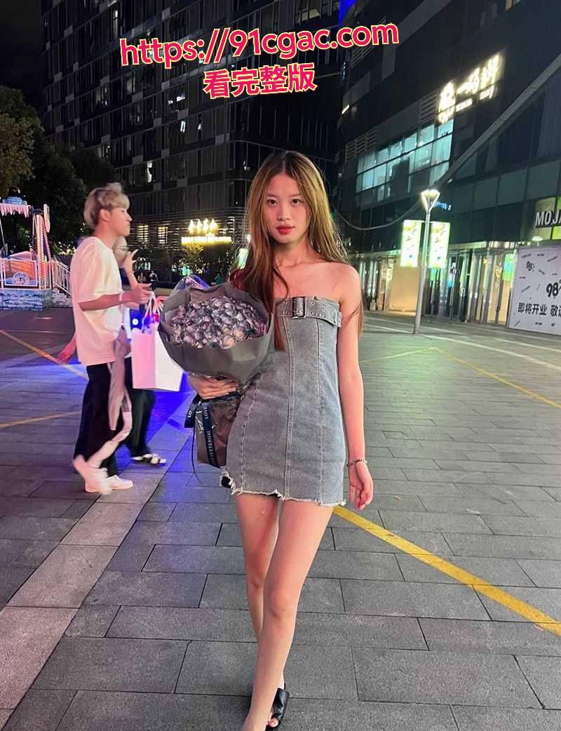 北大气质女神不雅视频流出！看他的生活照片能看出她是一个样貌乖巧的女神-2