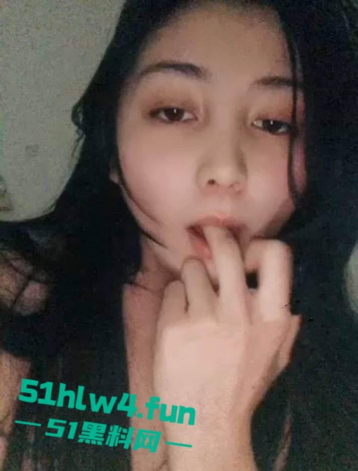 河北邢台民政局,高颜值女职员【张晓静】身材超性感的极品女神和同事劈腿偷情,被男友发现并曝光。-12