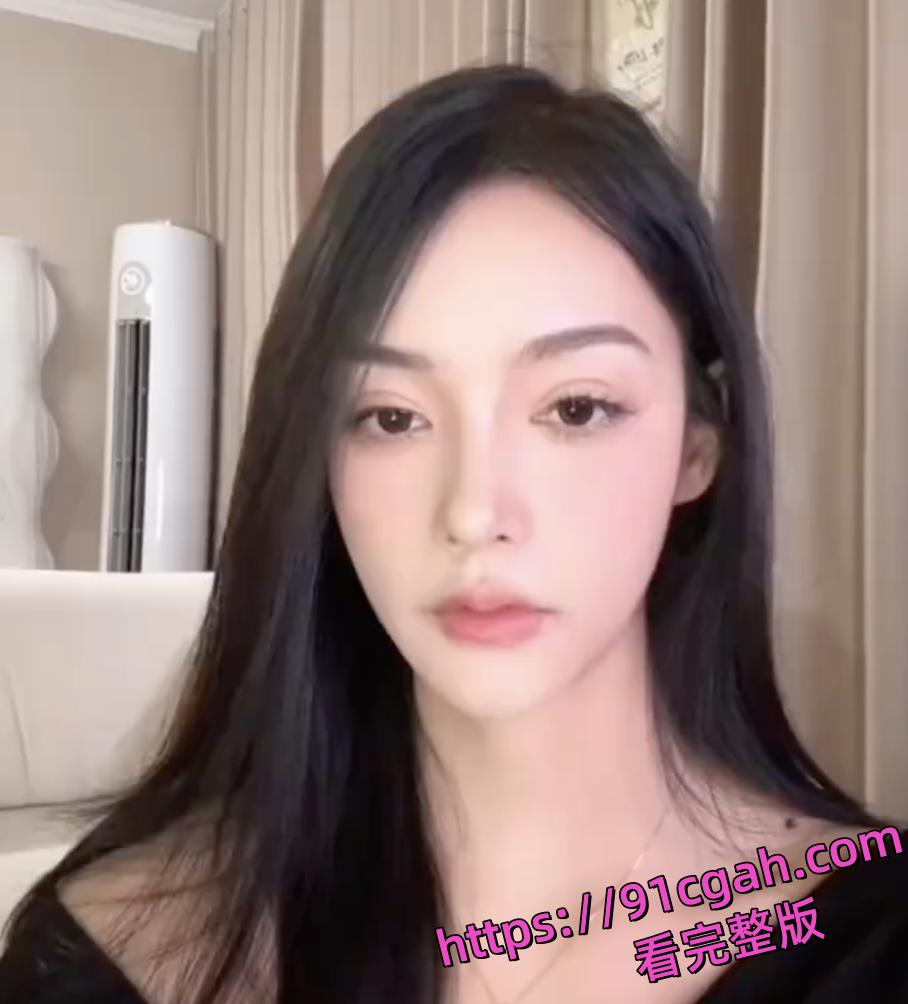 闺蜜当场破防持刀自残！一句“我有你出轨视频”引爆惊天大瓜-1