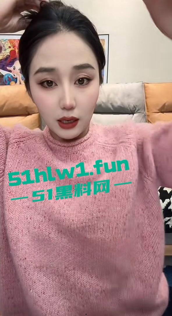 网红劲爆大瓜,青海抖音网红【藏族宋小宝】与【静静】在家中私拍性爱视频泄密流出,静静的小穴是真的会吸啊!-5