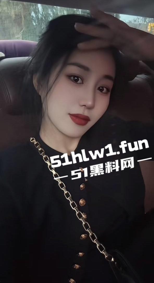 网红劲爆大瓜,青海抖音网红【藏族宋小宝】与【静静】在家中私拍性爱视频泄密流出,静静的小穴是真的会吸啊!-7