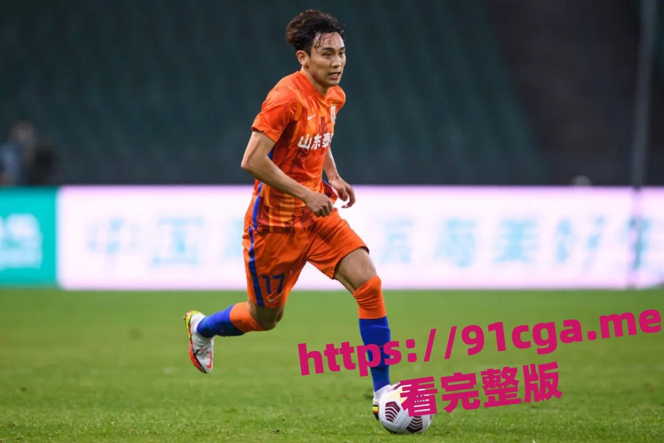 国足吴兴出轨包养小三,偷情和嫖娼,原配把聊天记录曝光-1