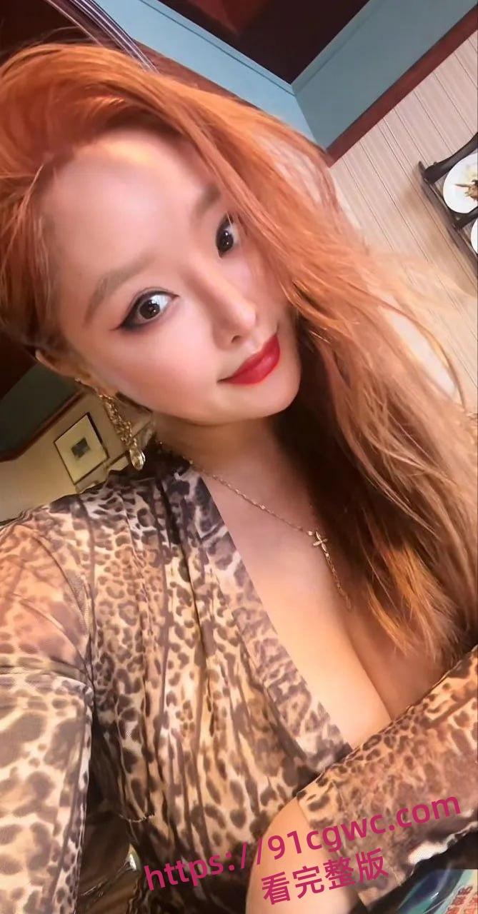 抖音丁老师肥臀巨乳健身婊私密视频曝光!跪舔金主爸爸鸡巴后入爆操,网红母狗真面目大白-2