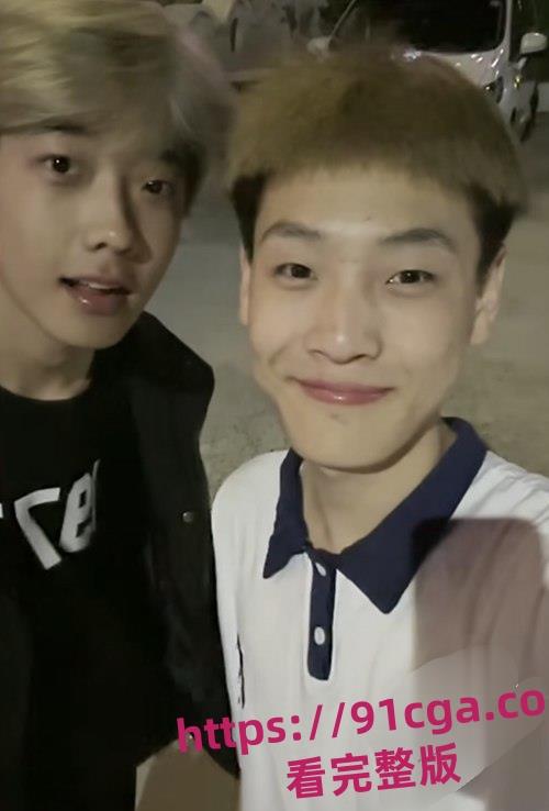 快手网红精神小伙「白菜」遭遇暴打黑历史曝光!酒店内群殴引发热议!-7