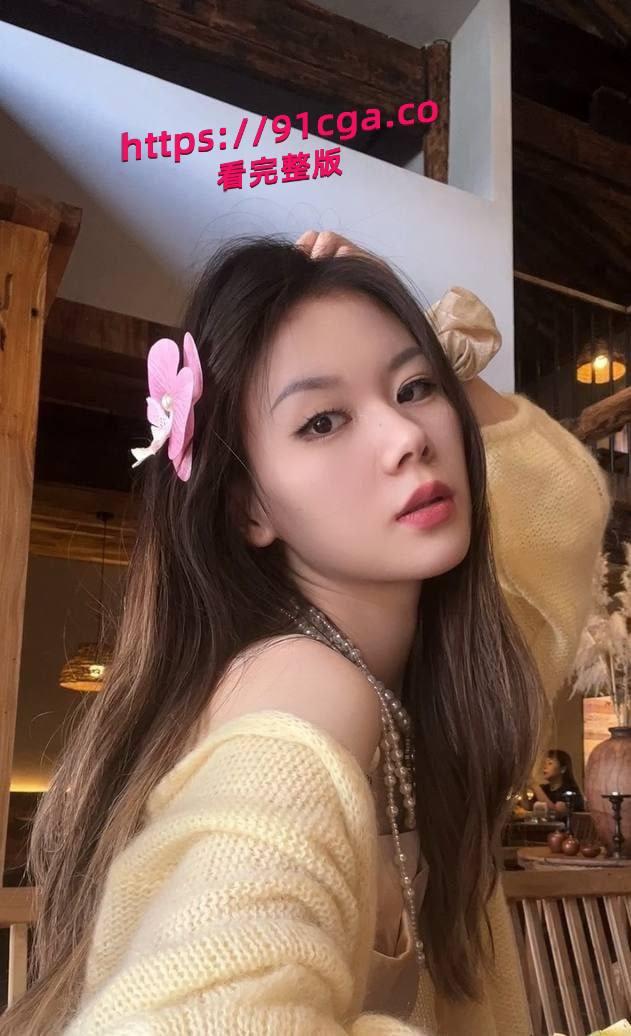 太炸裂了! 平面模特蒯欣欣,在圈内小有名气,却因私密视频曝光掀起轩然大波!-2