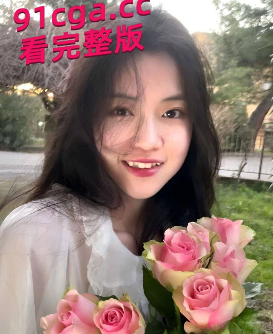 B站福利姬 羊咩咩 舰长提督福利 脸B同框非常反差母狗-1