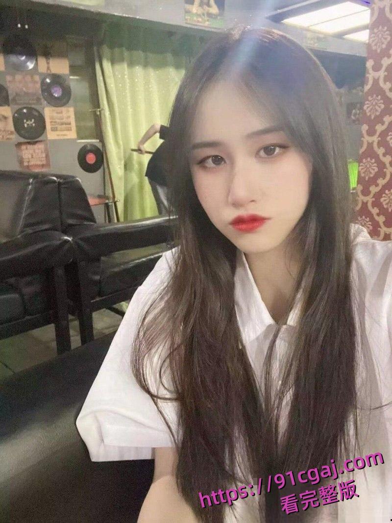 上海剑桥学院薛翊宁高挑巨乳御姐喜欢颜射 露脸骑乘被无套打桩 骚劲十足-6