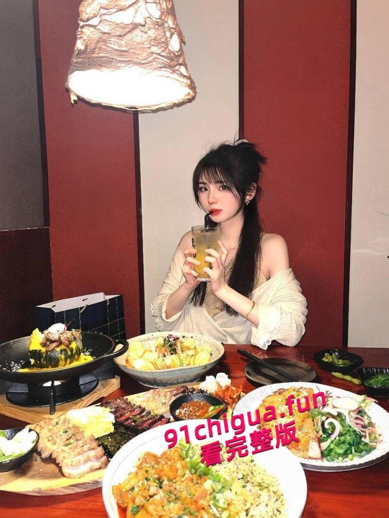 天津滨海职业学院【焦欢】脚踏两船私生活混乱,背着男友出轨招生办老师被,私密写真与做爱视频曝光泄愤!-3