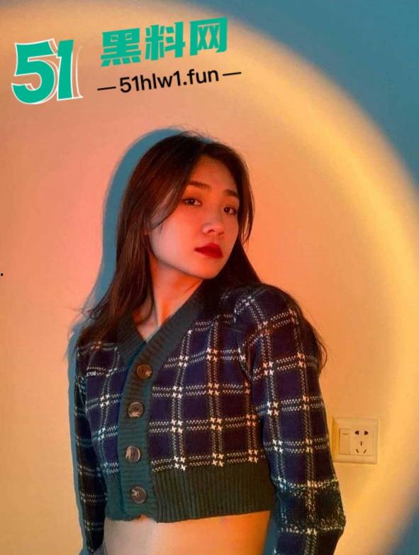 石家庄人妻偷情婚内出轨被老公发现经选择和情妇私奔，怒曝光三分钟露脸视频引发热议。-8