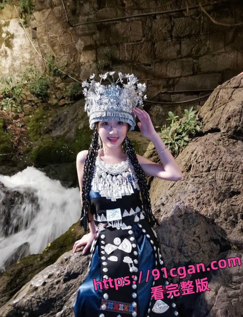 云南大学生妹子 郑悦 为爱马仕卖逼 看样子感觉不值啊 豪哥应该亏了吧？-3