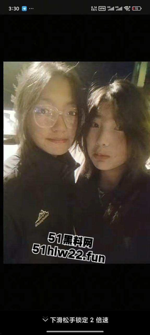 瓜友网聊西藏清纯妹，大眼撩人身材一流被网友拿裸照威胁，背着男友自慰裸聊实在太刺激了。-4