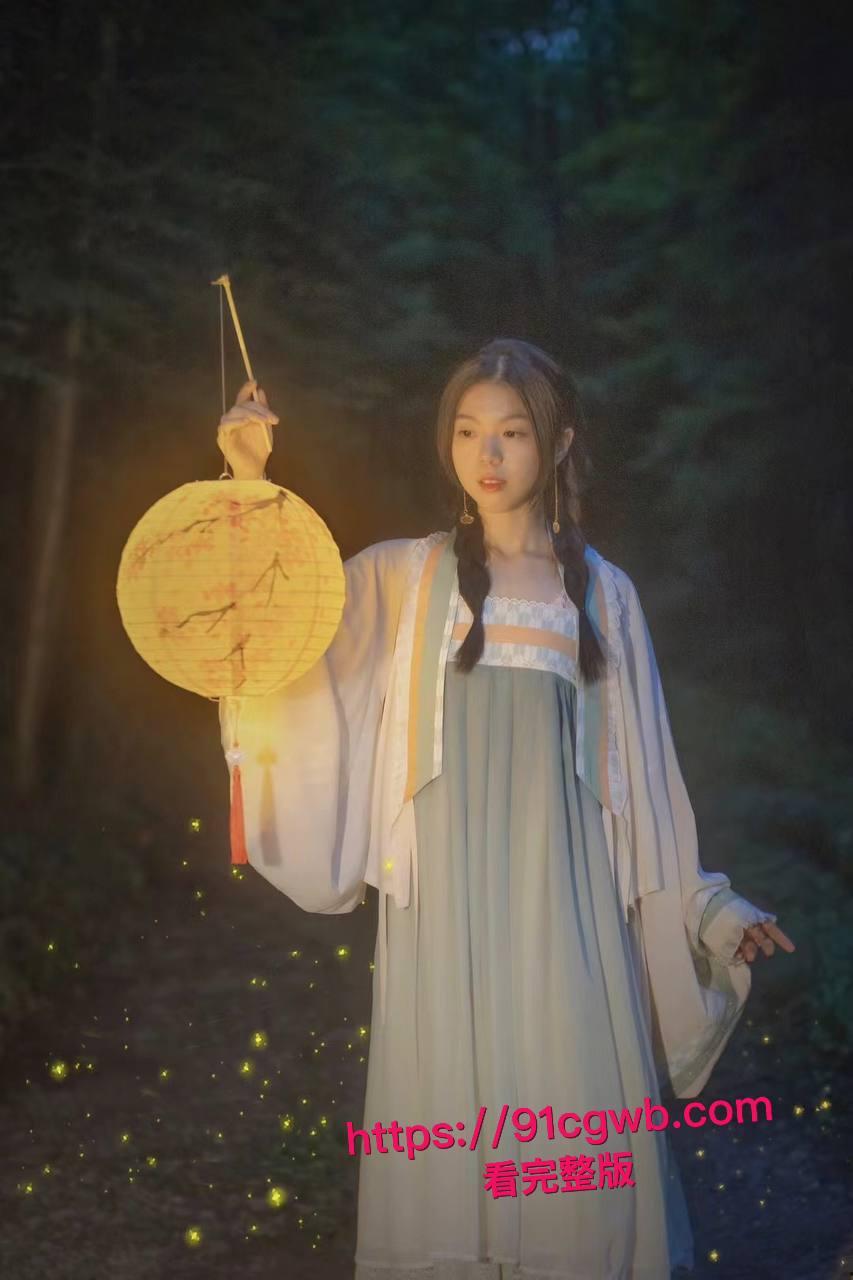 中国美术学院清纯学妹苏雨桐不雅视频流出：在男友调教下变身骚货，黑丝足交口爆后入狂干嫩穴高潮喷汁-9