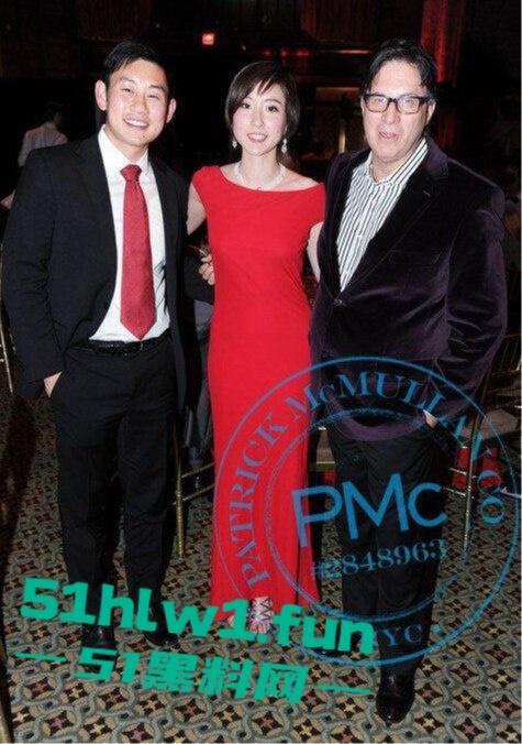 18岁华裔名流之女【王佳怡】下海拍片！为报复高盛副总裁父亲，加入重口味工作室，影片失控流出！-3