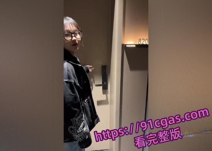 山东潍坊普斯轻奢酒店抓小三 完整版视频流出 女朋友带亲戚朋友去酒店抓小三-7