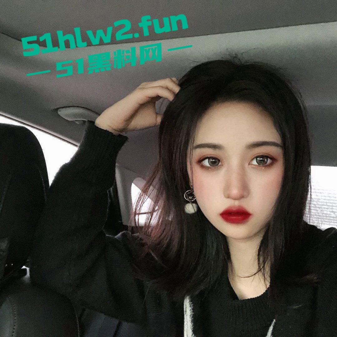 微博00后美女【裸耳少女】被证实曝光约炮视频遭到全网疯传，金主靠实力拍摄金典视频。-1