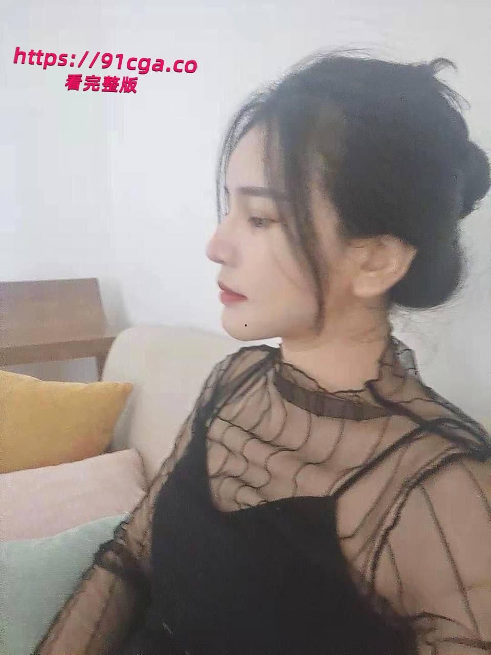 抖音同城约炮骚逼女销售苏美娜，反差小母狗一个，比我还主动呢-3