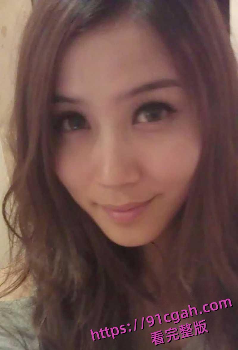 超美人妻背着老公偷情纹身小伙 出轨视频惨遭曝光 淫骚舔屌无套骑乘 全程露脸骚劲十足！-2