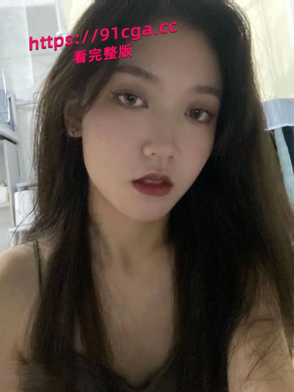 黄发漂亮反差婊肖利琴背着男朋友出去约炮被录制视频威胁，-3