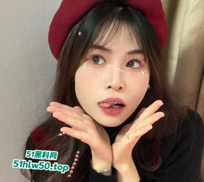 湖南农业大学研究生【张伊林】清纯的外表私下M属性拉满，情趣道具捆绑调教淫荡又满足！-9