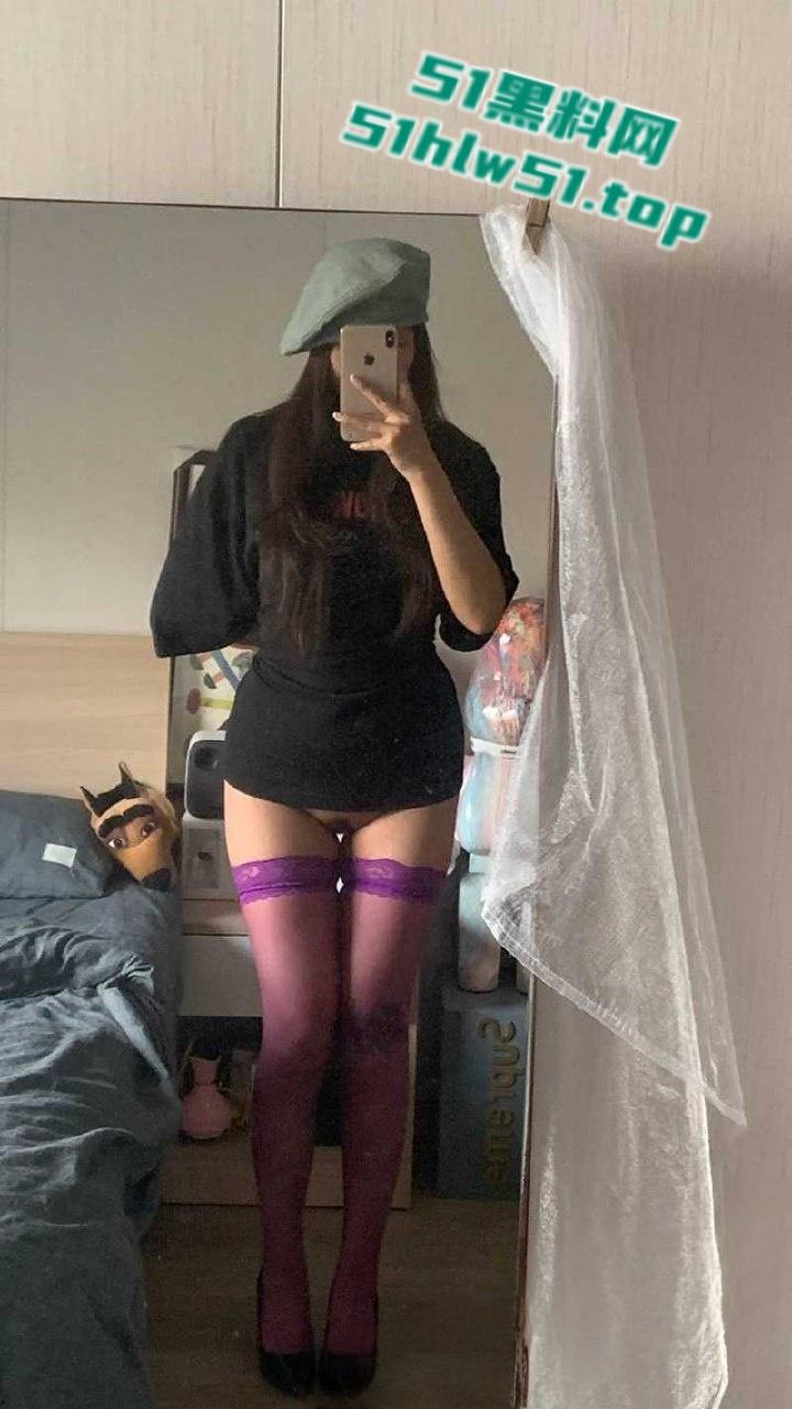 抖音擦边网红俞美丽大尺度视频流出，四川妹子自慰裸拍秀巨乳肥臀绝美身材，敏感易喷水体质爽到爆！-4